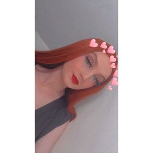 Meet your Posher, Alyson